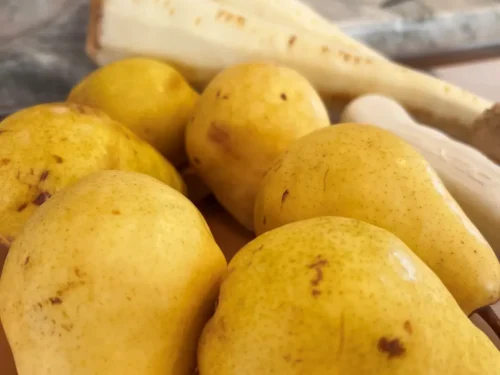 Roasted Pear and Parsnip Soup