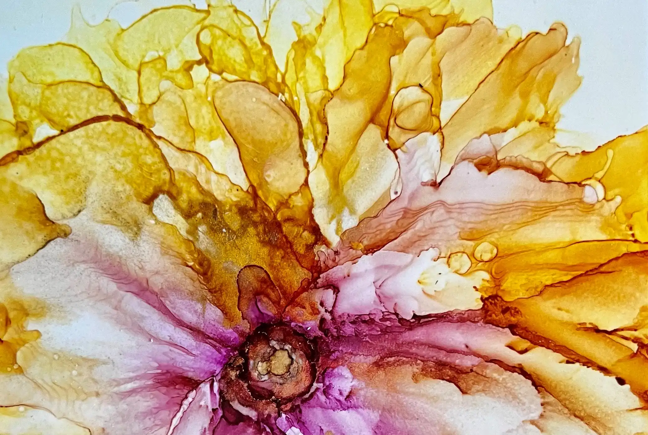 alcohol inks create a flower